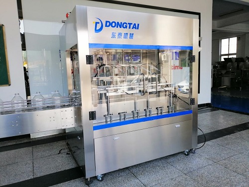 食用油灌裝機(jī)因細(xì)節(jié)而受歡迎，山東東泰為其助力